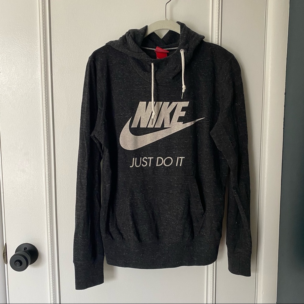 Nike Hoodie - M
